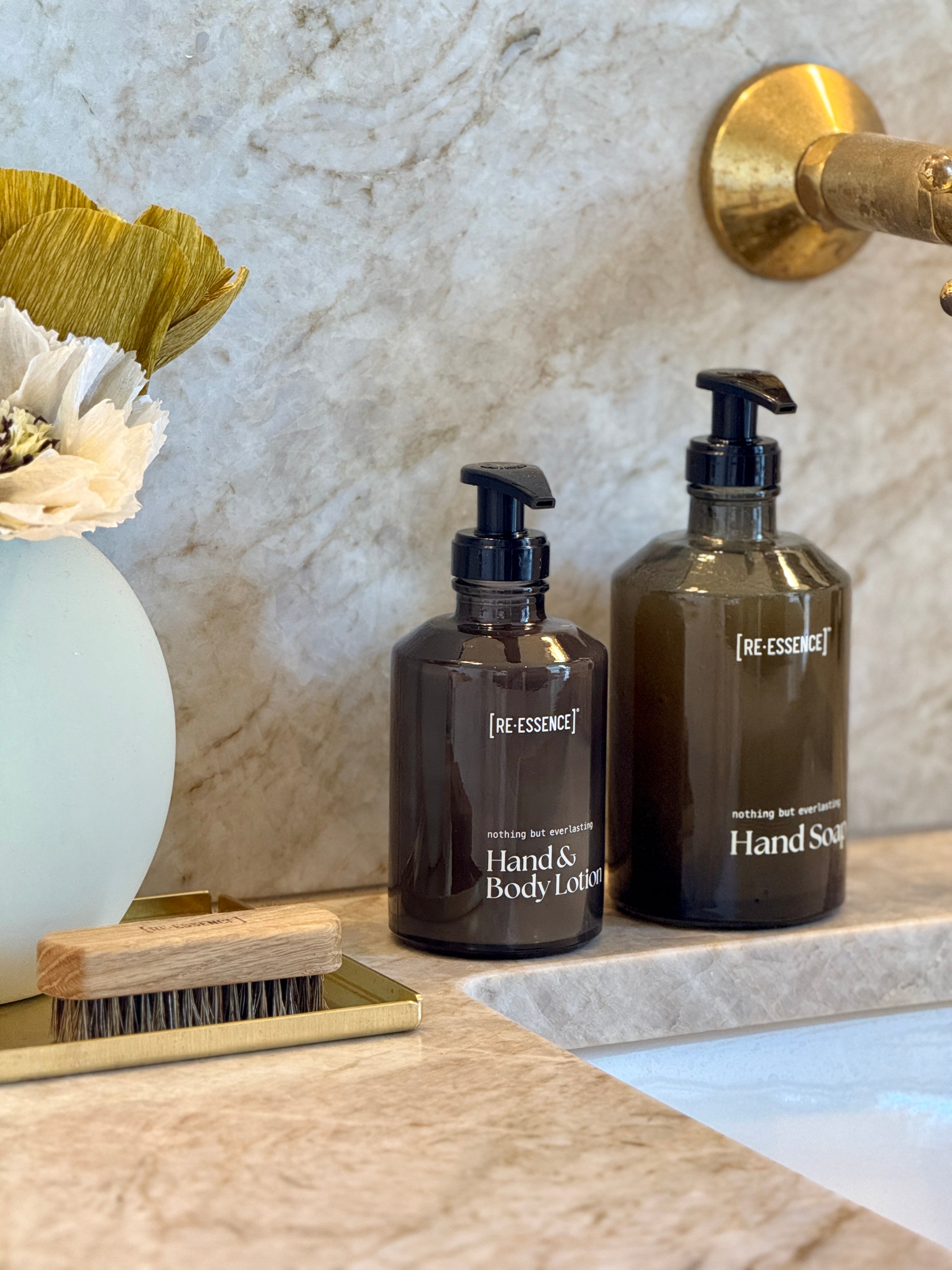 Hand & Body Duo m. genanvendelig glasdispencer - Lemongrass/Rosemary/Cedar wood